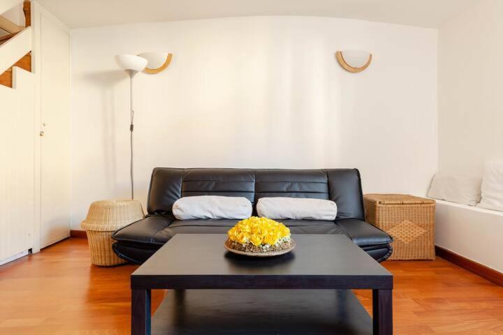 Yourvacanza Navigli Loft Apartamento Milão Exterior foto